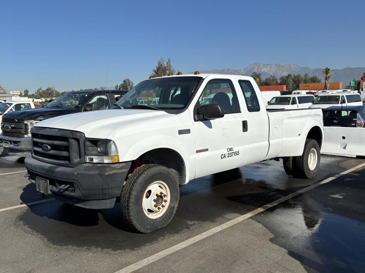 2004-ford-f350-image-1