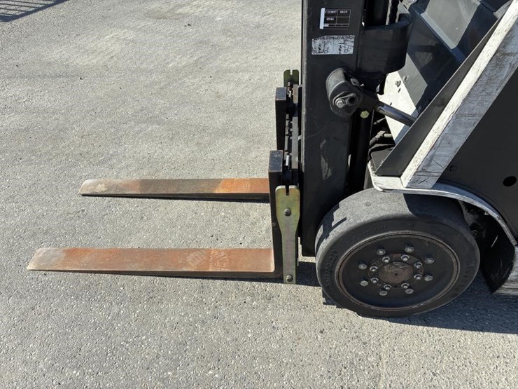2015-unicarriers-mcp1f2a20lv-forklift-image-5