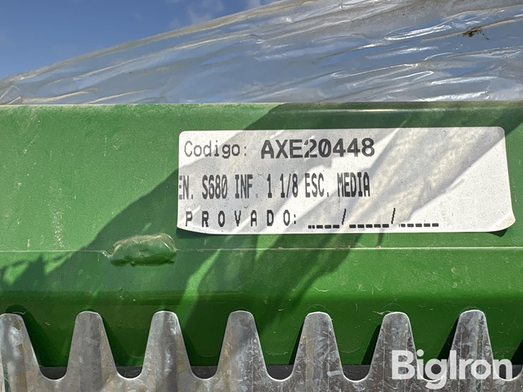 john-deere-s660-combine-bottom-sieve-image-15