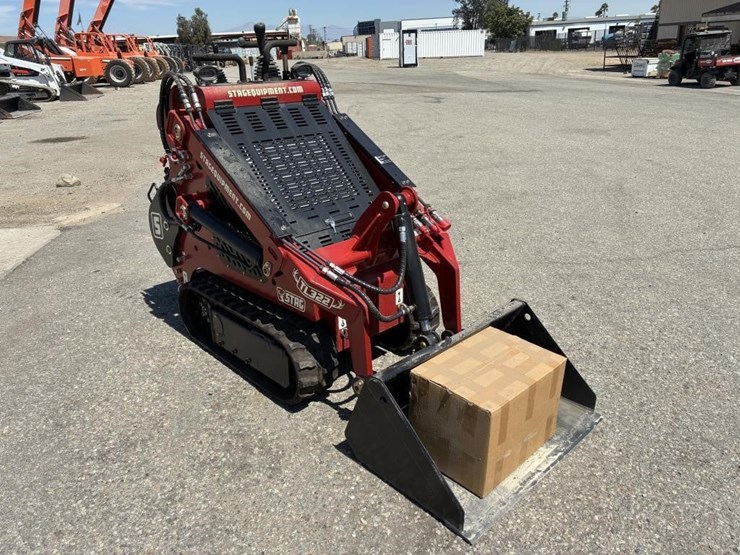 2023-stag-tl322-skid-steer-track-loader-image-2