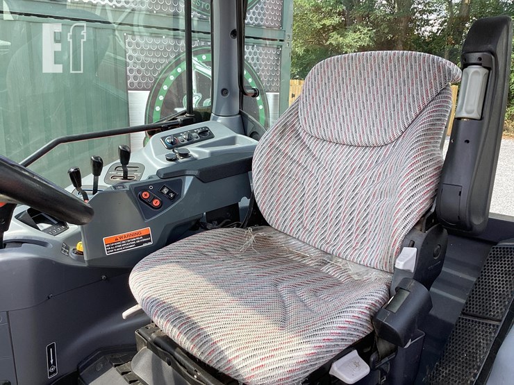 2020-kubota-m6-141-image-12