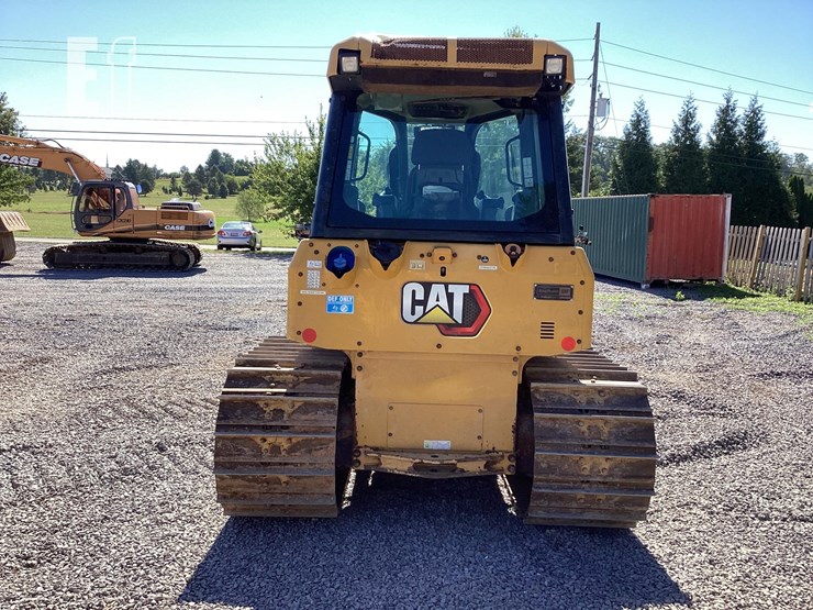 2020-caterpillar-d3-lgp-image-3