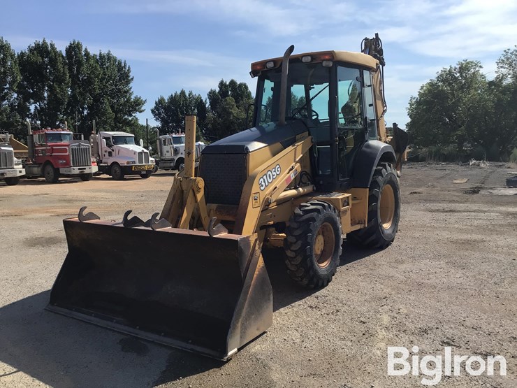 2003-deere-310sg-image-1