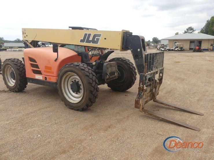 2015-jlg-g6-42a-image-1