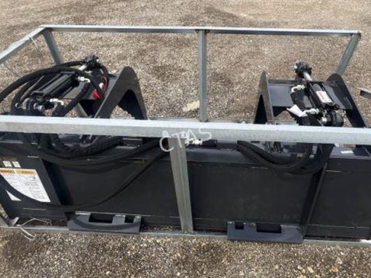#127-•-wolverine-72"-skid-steer-rock/brush-grapple-bucket-image-1