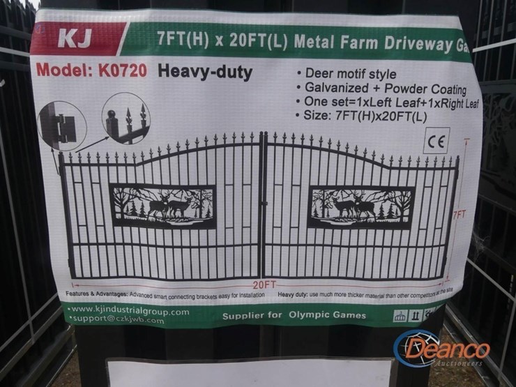 unused-2025-7'x20'-bi-parting-metal-gate:-deer-motif-image-1