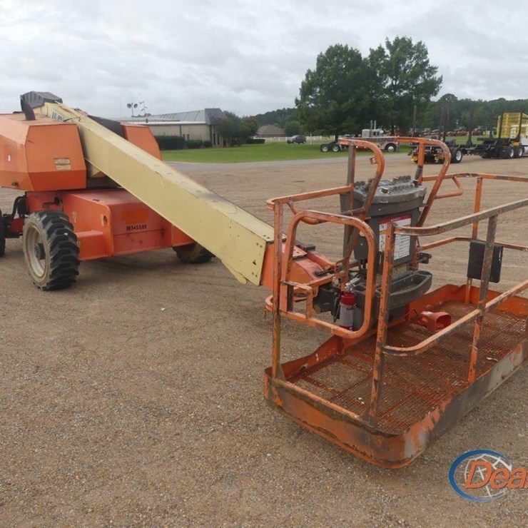2015 JLG 600S