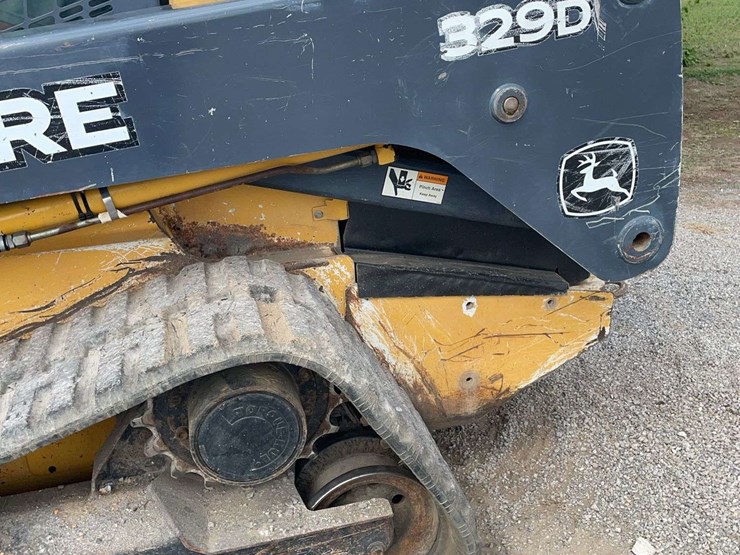 2012-john-deere-329d-image-15