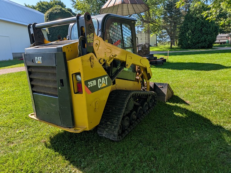 caterpillar-257d-image-8