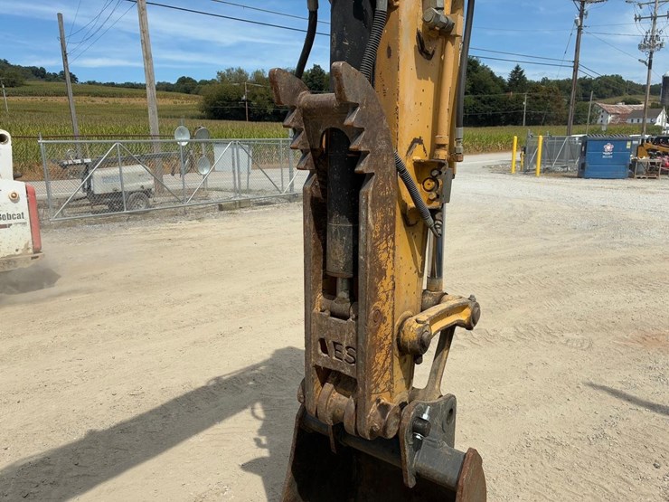 komatsu-pc78mr-6-image-11