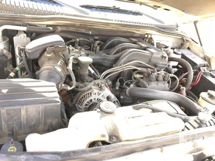 2009-ford-explorer-xlt-image-10
