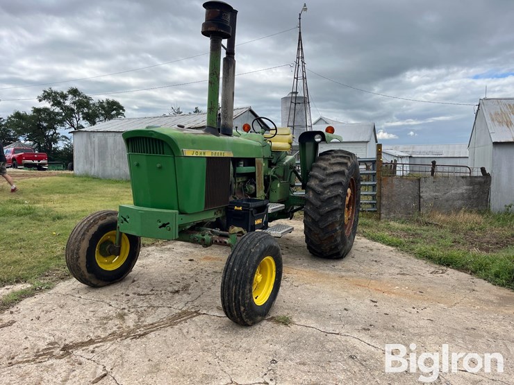 1971-john-deere-4320-image-3