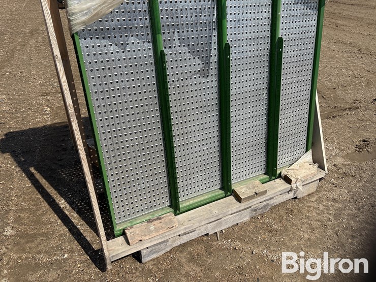 john-deere-s660-combine-bottom-sieve-image-9