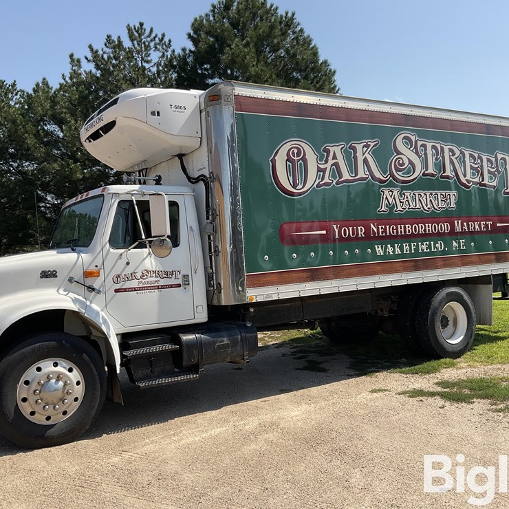 1998 INTERNATIONAL 4900