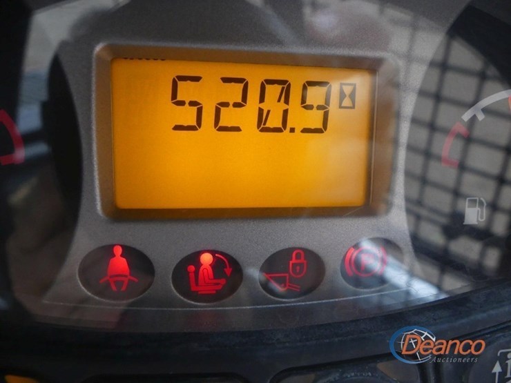 2022-bobcat-t550-image-14