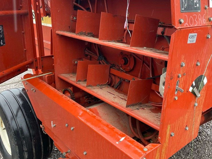 hesston-845-image-19
