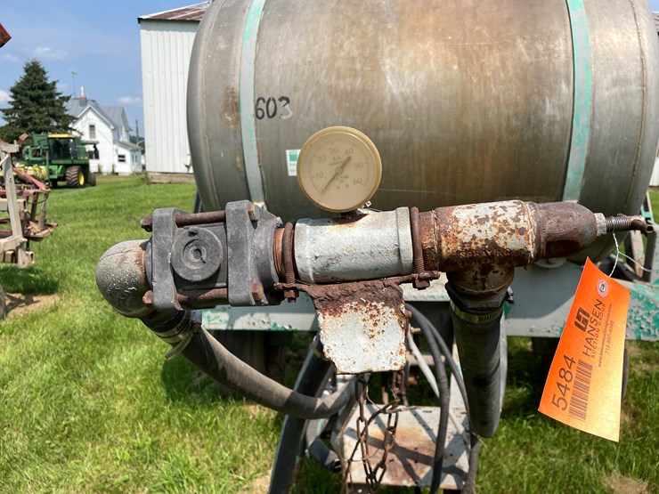 #5483-•-top-air-pull-behind-40'-sprayer-image-9