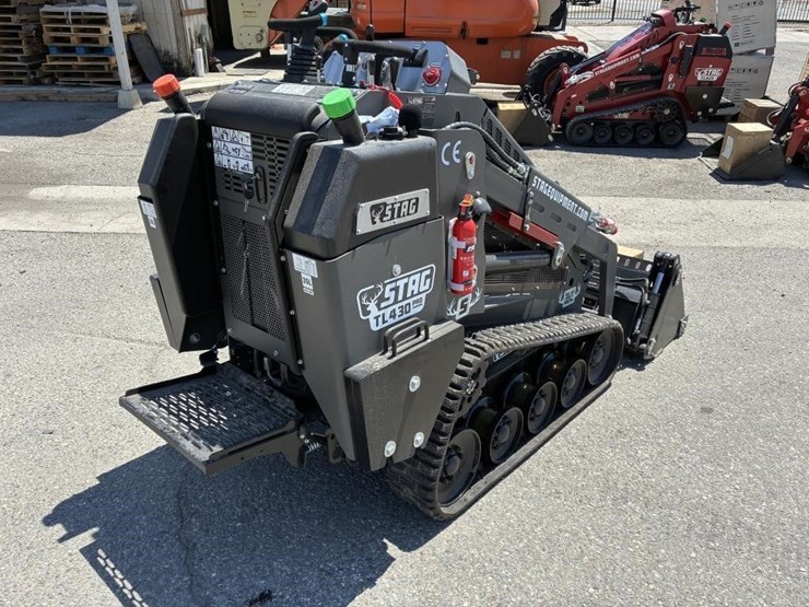 2025-stag-tl-430-skid-steer-track-loader-image-3