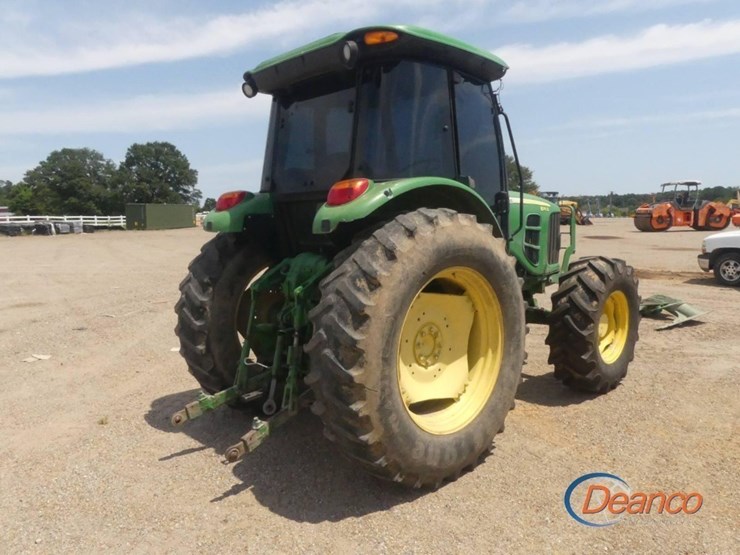 2010-john-deere-6115d-image-2