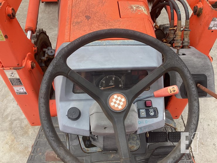 2006-kubota-l4330-image-14