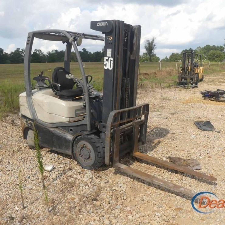 CROWN C5 FORKLIFT (SALVAGE)