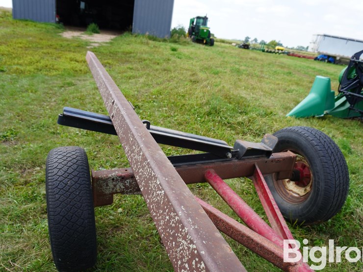 new-holland-26-image-18