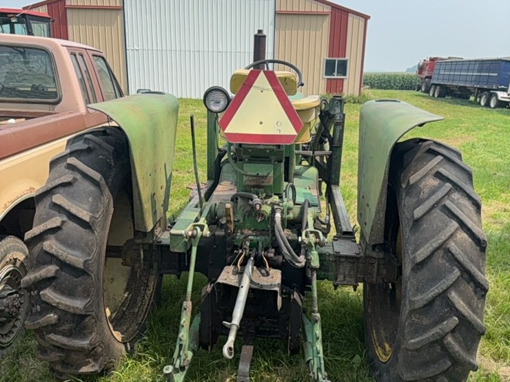 john-deere-2010-image-9