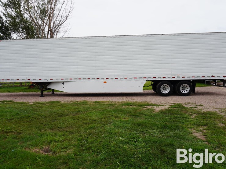 2017-great-dane-53'-x-102"-image-8
