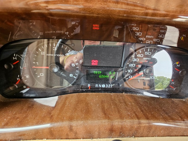 #21543-•-2014-ford-f53-motorhome-image-43