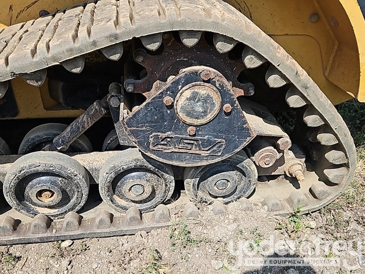 caterpillar-257-image-17