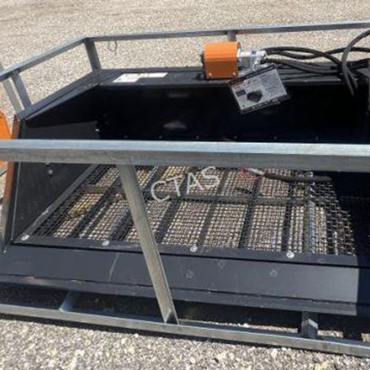 #18 • Wolverine 72" Skid Steer Screening Bucket