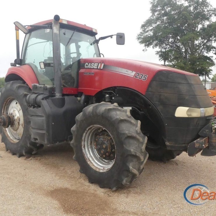 2014 CASE IH MAGNUM 235