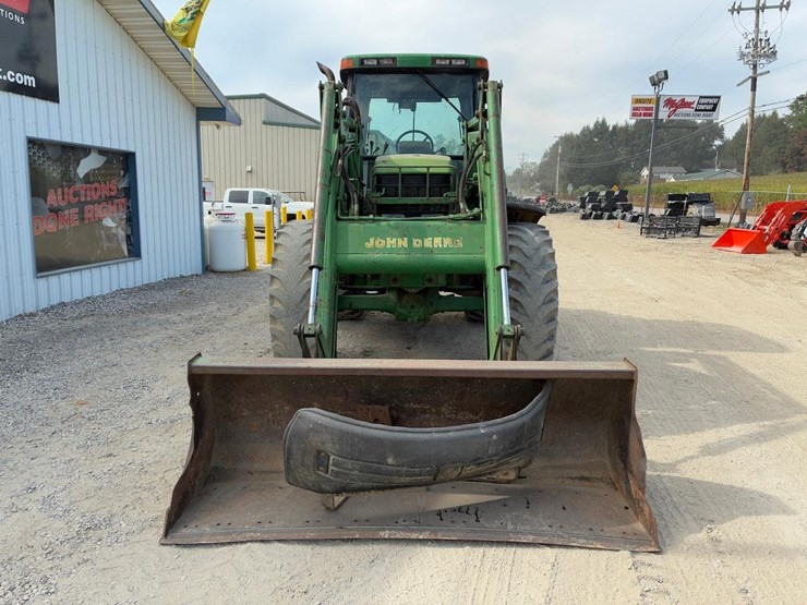 john-deere-7210-image-9