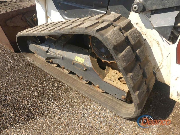 2020-bobcat-t76-image-4