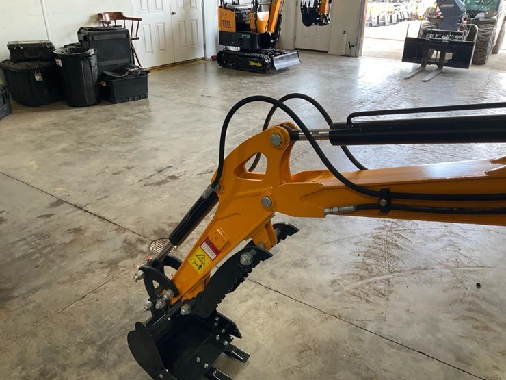 #1201-•-new-future-ft15-mini-excavator-image-17