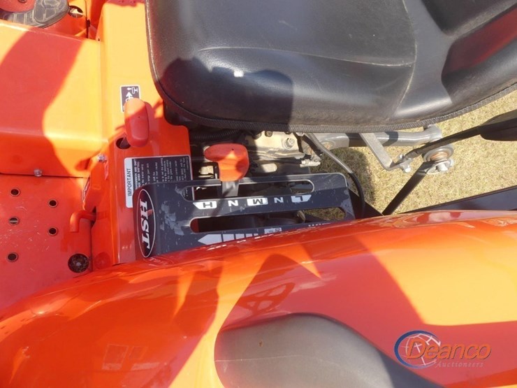 2022-kubota-l2501hst-image-13