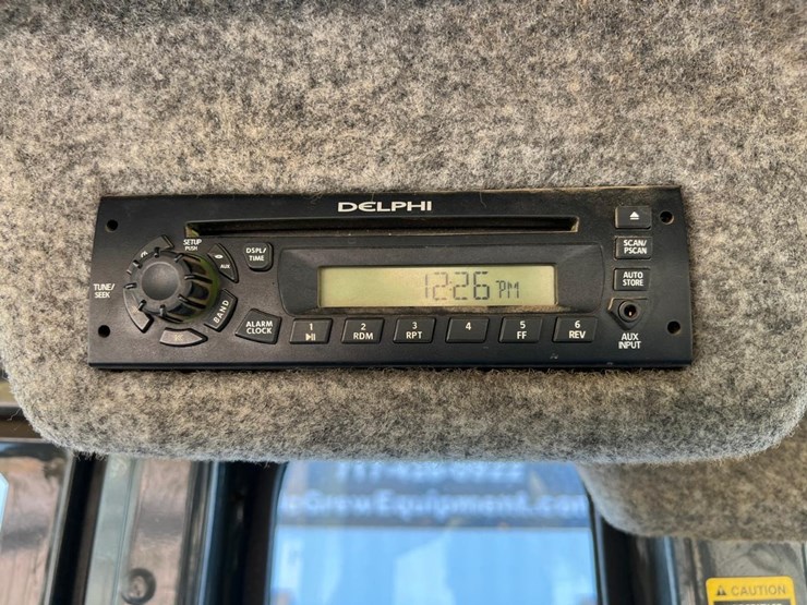 deere-310sj-image-35