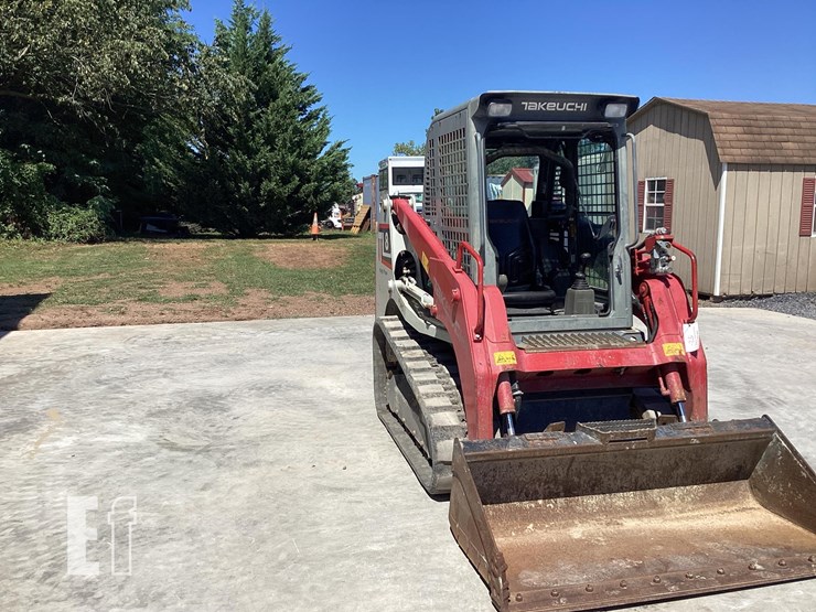 2019-takeuchi-tl8-image-6
