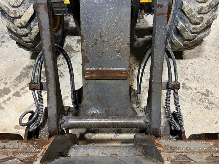new-holland-w50tc-image-10