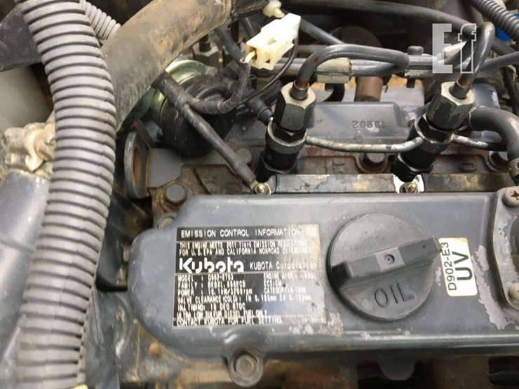 2011-kubota-rtv900-image-9