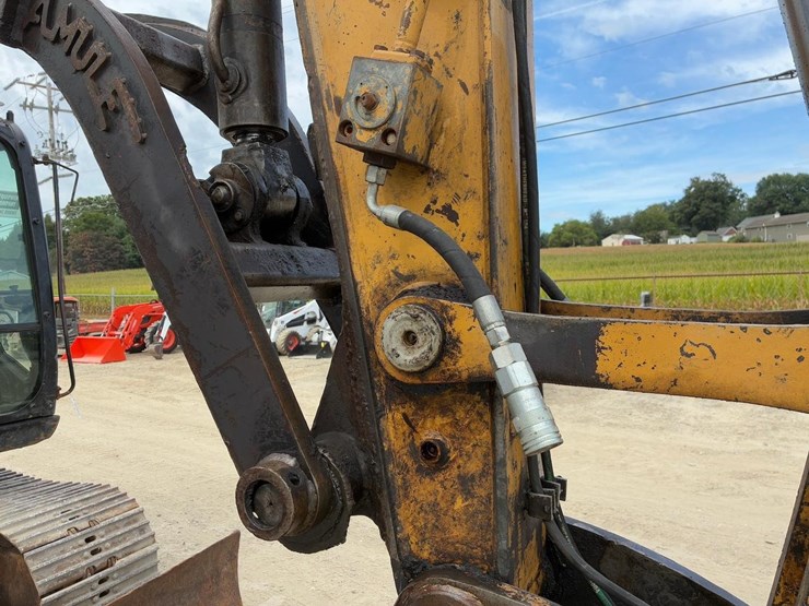 2004-caterpillar-311c-image-11