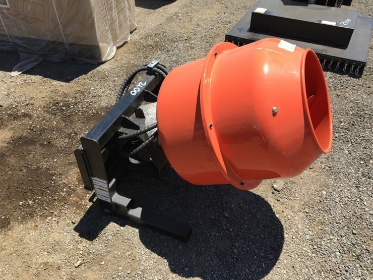 unused-iranch-mixing-bucket,-image-1