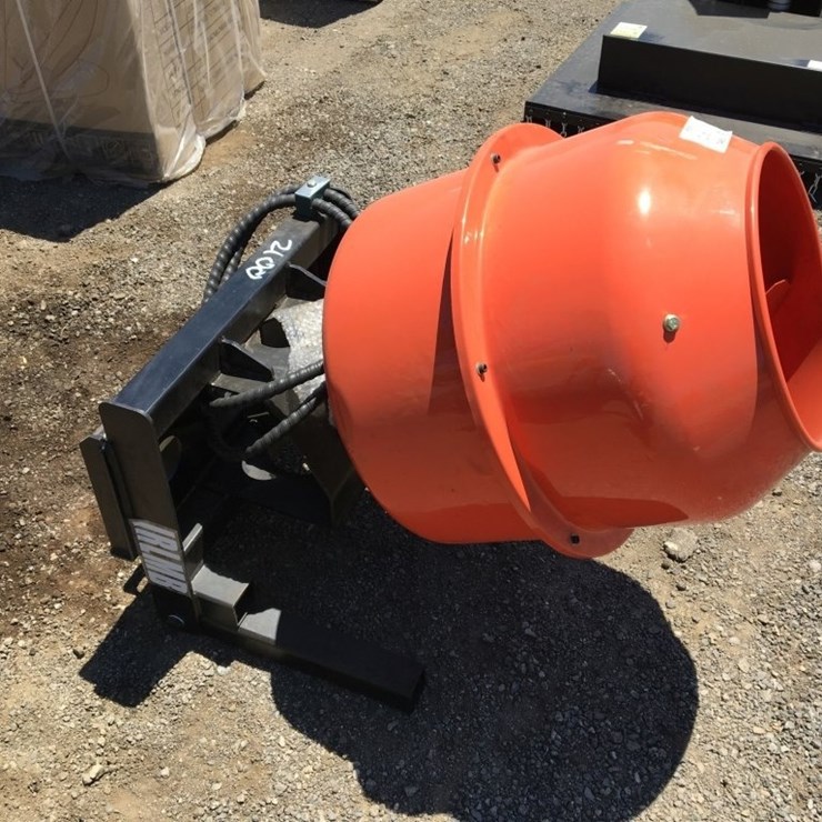 Unused IRanch Mixing Bucket,