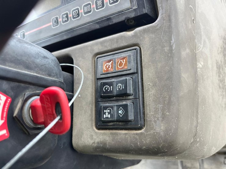 case-ih-mxm175-image-30