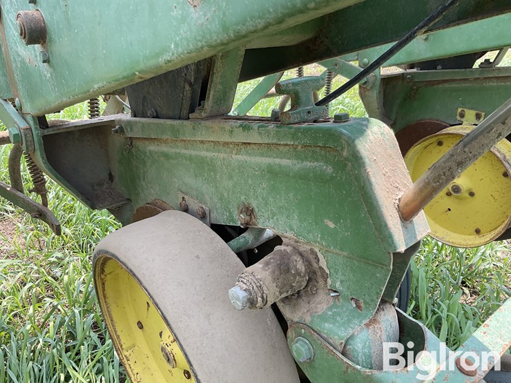 john-deere-7000-image-15