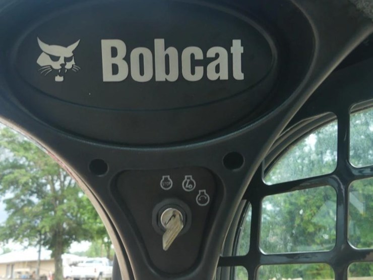 2022-bobcat-t550-image-10