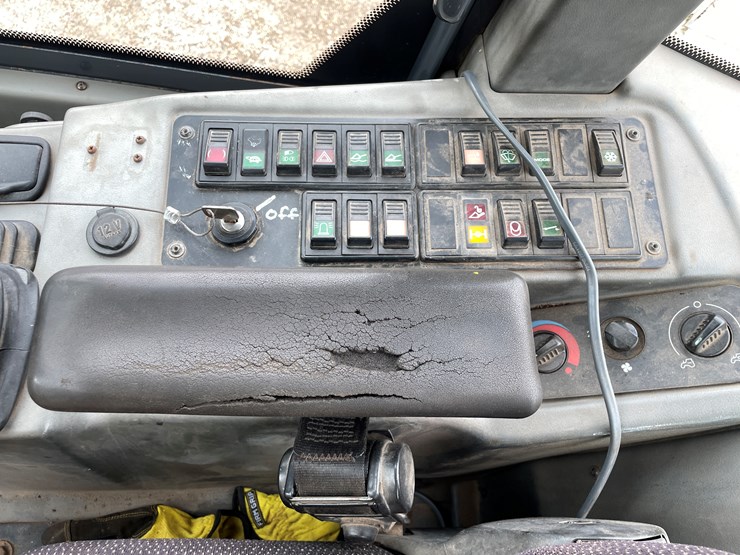 deere-304j-image-36