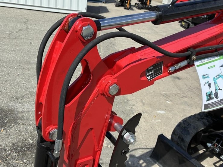 2025-vicsec-vc15-hydraulic-excavator-image-8