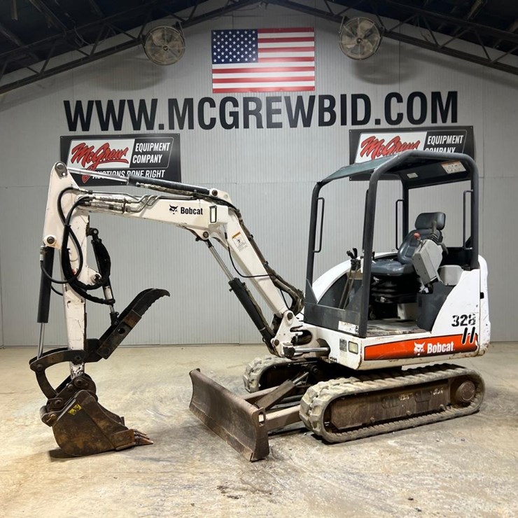 BOBCAT 328G