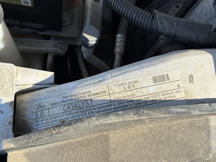 2004-ford-f350-image-8